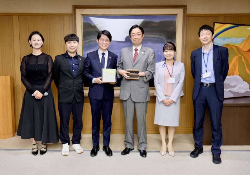 高市青年局首組團出訪日本熊本縣合推青年就創業 促成兩地青商會締結姊妹關係