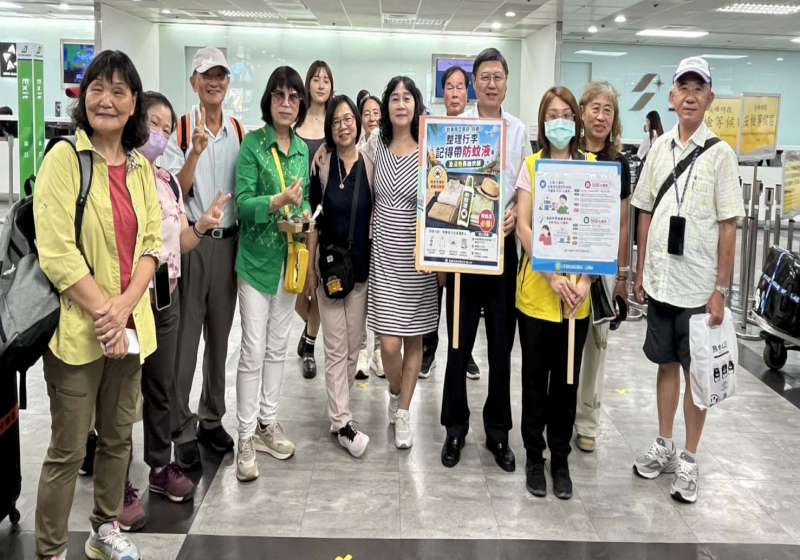 高市高中職以下師生、新住民家庭、移工防蚊液免費送 衛生局鼓勵自主快篩防登贈券