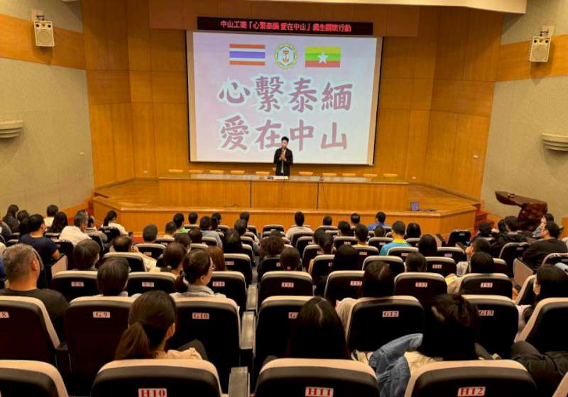高市警局少年隊執行115年暑期青春專案 會同義警加密巡察勸導青少年深夜返家