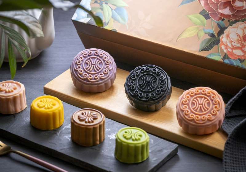 漢來美食「情月中秋」禮盒登場 以月映花影傳遞團圓心意