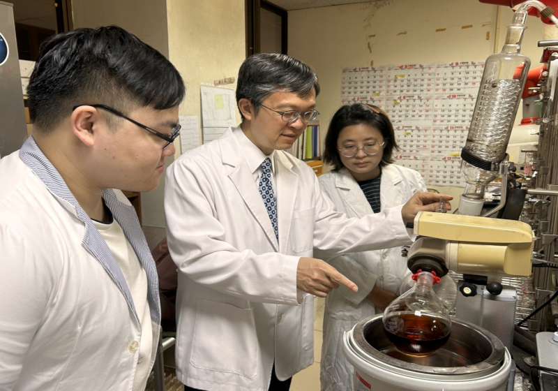 輔英科大醫健學院院長陳中一 連7年榮登全球前2%頂尖科學家雙排行榜
