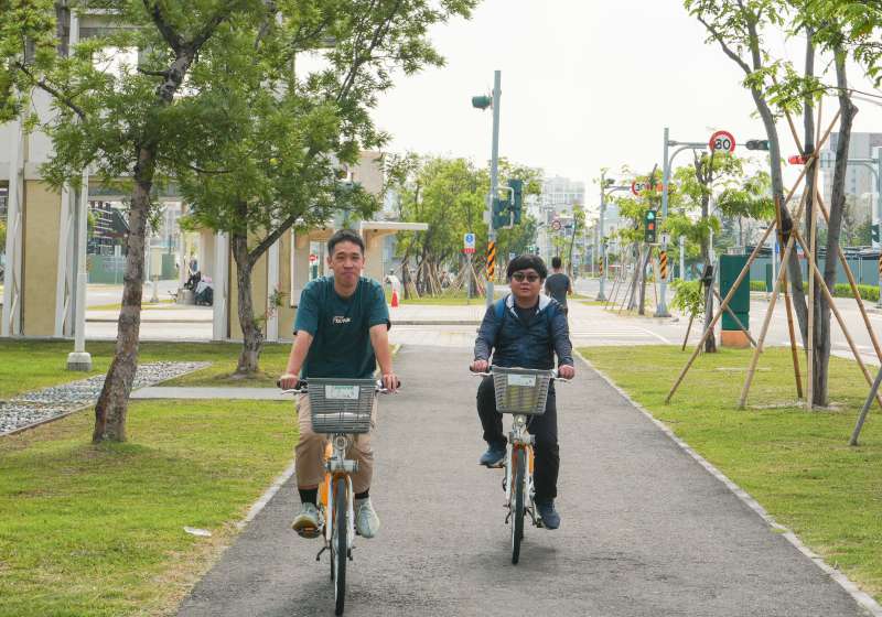 高市交通局攜手微笑單車邀尋找YouBike第8888萬名用戶 抽限額20名美食禮券