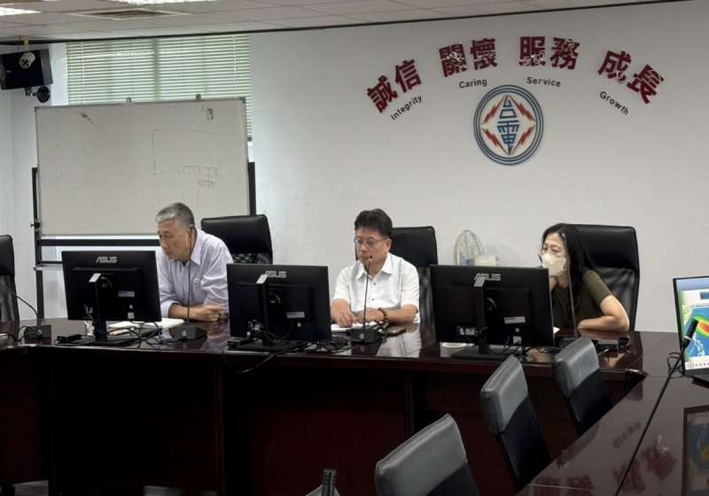 強颱薔琵來勢洶洶 台電高雄區處整備人力機具穩定供電