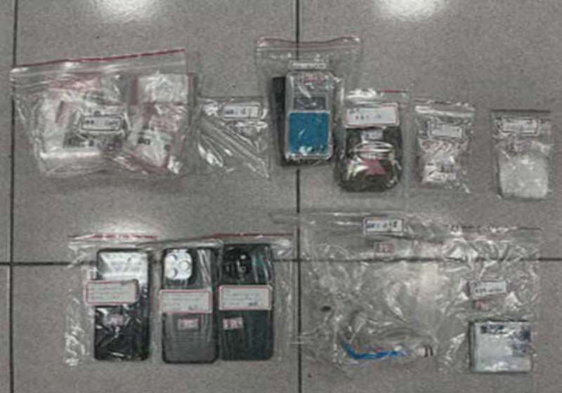 高市刑大等3單位循線大寮區三合院 逮1主嫌3藥腳扣安非他命約30包送辦