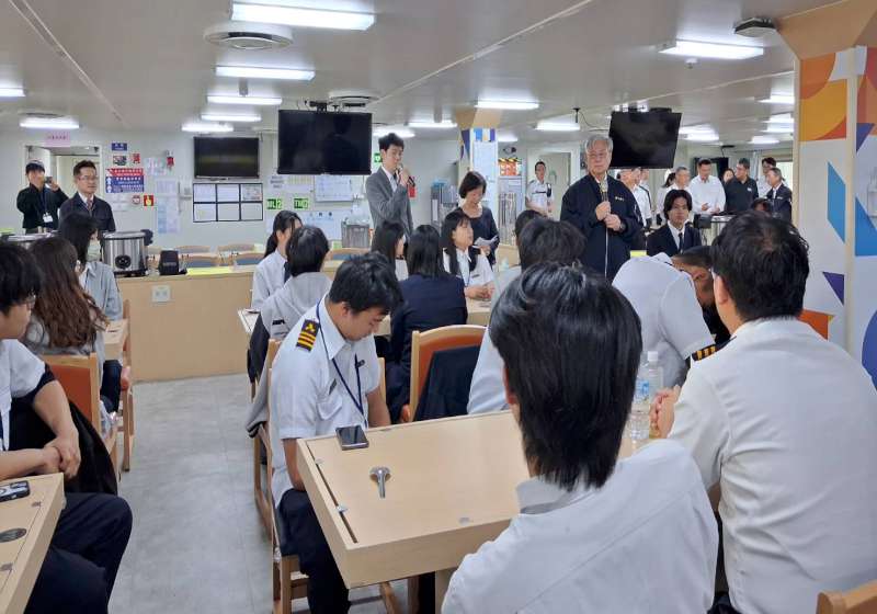 高科大輪機、航技系154名師生登教育部御風輪海上實習16天 與日本2高校交流