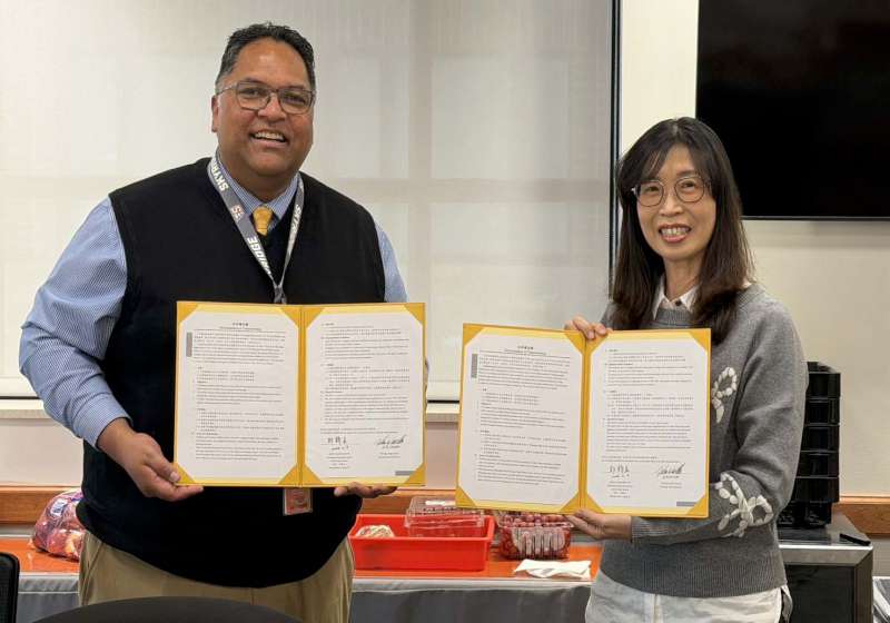 高市楠梓高中出訪美國教育交流拜會駐外單位 結盟猶他州2高中深化合作