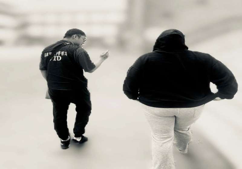 高市少女負氣離家失聯 高市警局少年隊會同新北市警局循線三峽老街護送返家